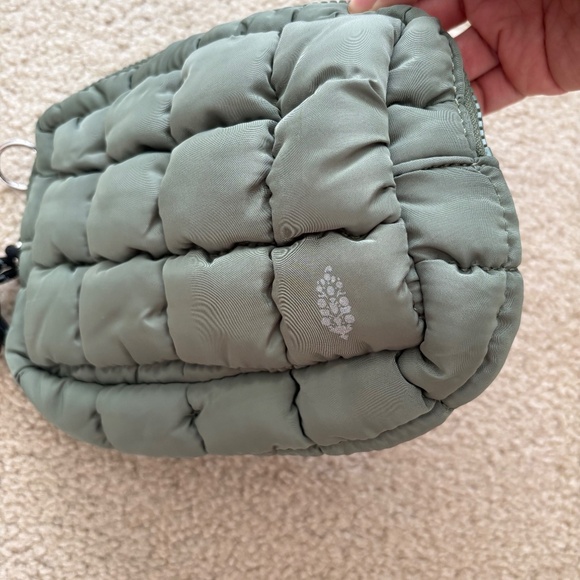 Free People Movement Quilted Mini Case Washed Sage NWOT - Picture 3 of 6